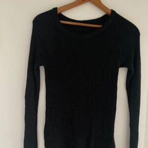 Lululemon sweater